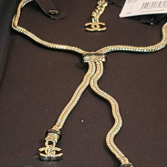 SOLD Chanel 21S Metal, Lambskin, Gold Y Necklace - Picture 3 of 11